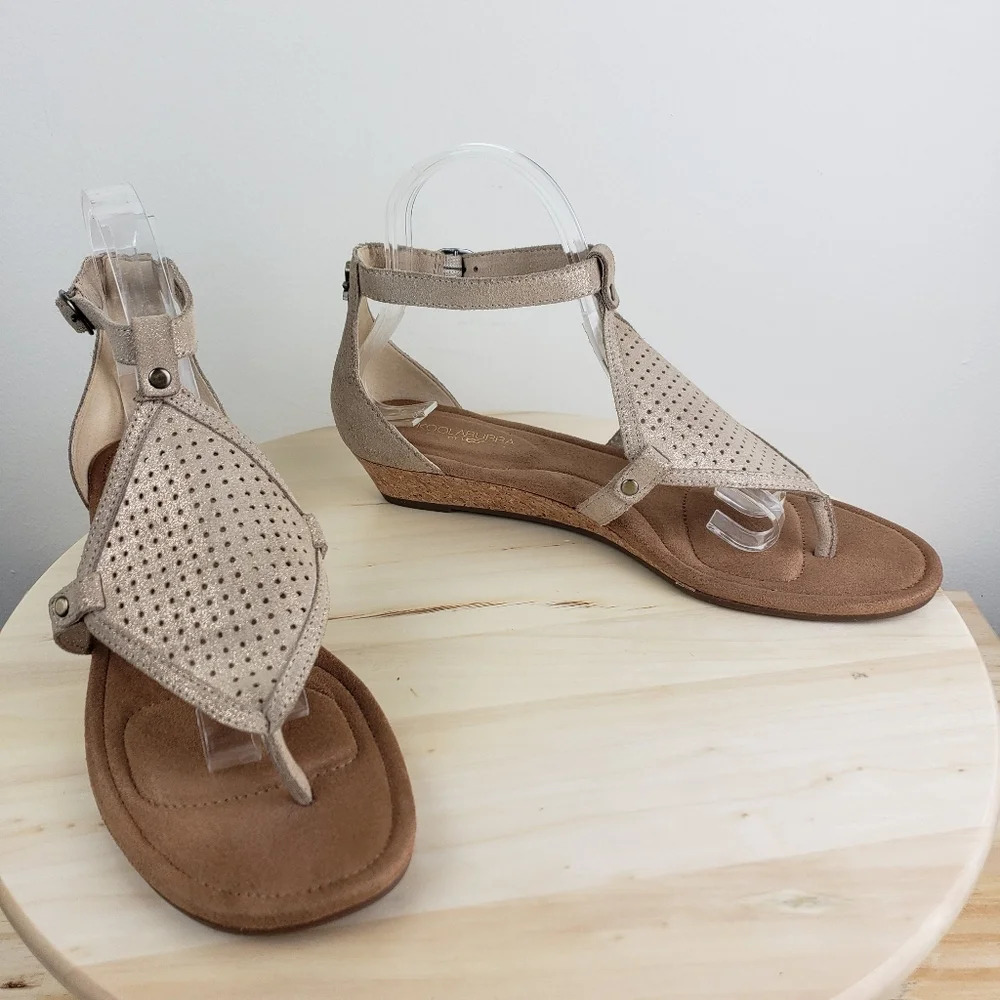 UGG Koolaburra Briona Wedge Sandals Size 10 Tan Gold Glitter Ankle Strap Casual